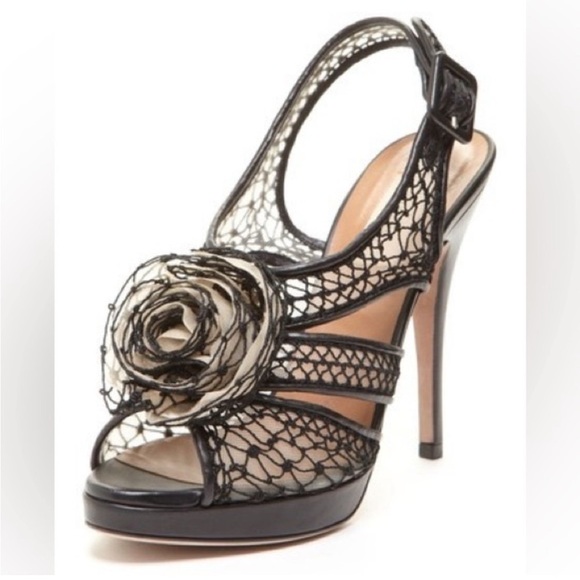 Valentino Garavani Lace Mesh Flower Sandals Slingback Heels Rosette Black Sz 40 - Picture 1 of 15